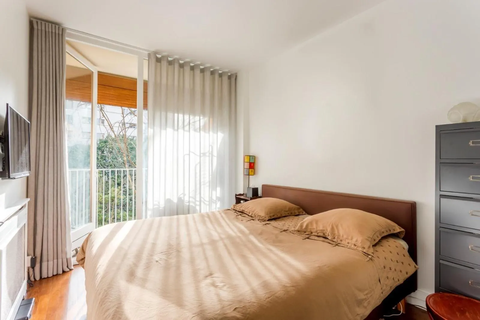 Apartment Calme Dans La Verdure Paris 16E France