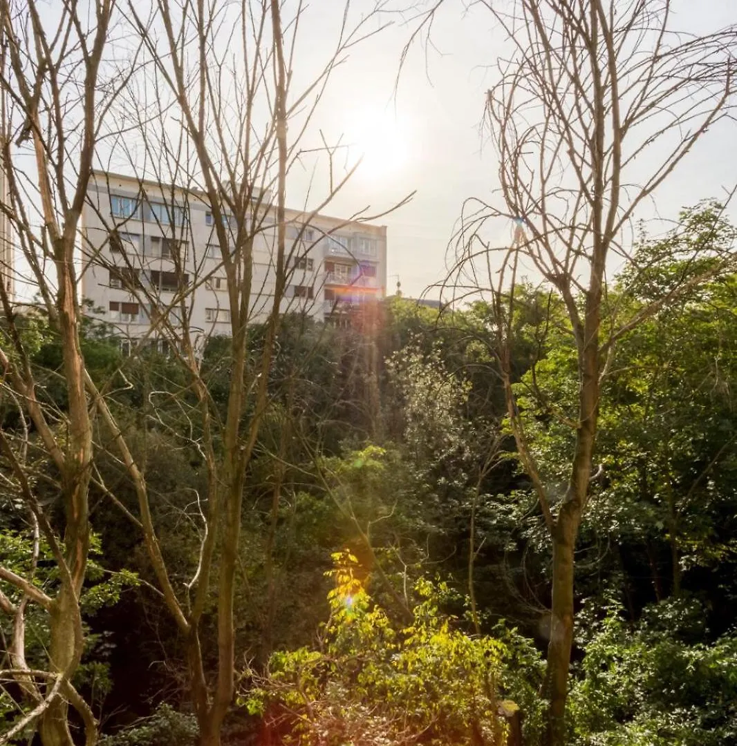 Apartment Calme Dans La Verdure Paris 16E